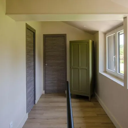 With 1 Bedroom Hautot-sur-Mer