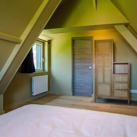 With 1 Bedroom * Hautot-sur-Mer